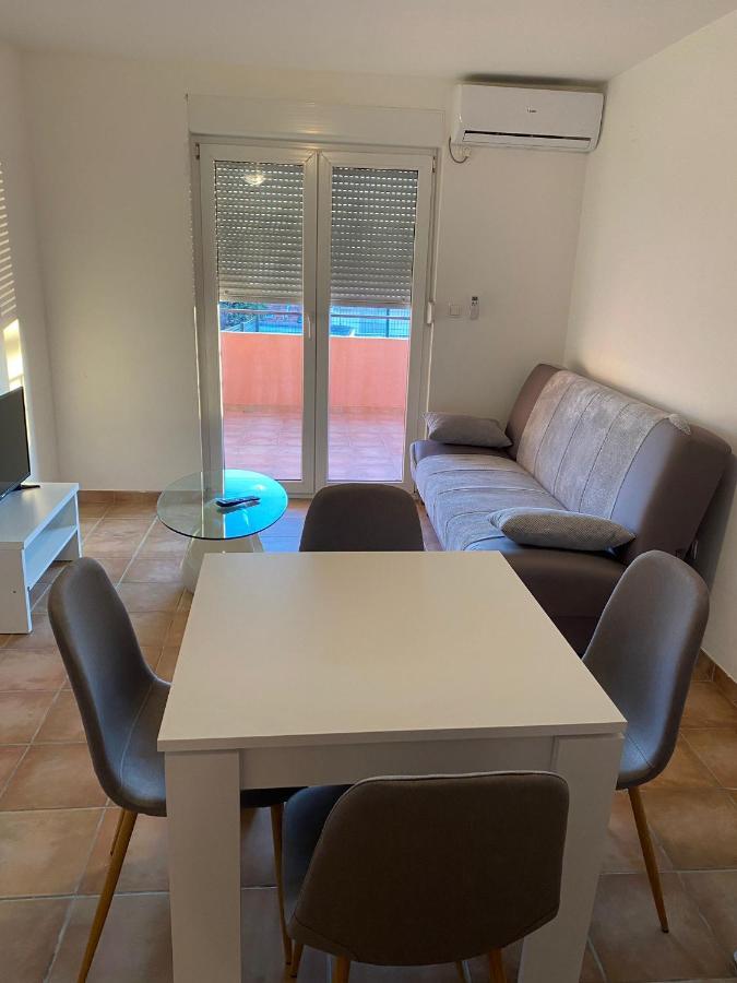 Apartments Dalmatia Sveti Petar  Exterior photo